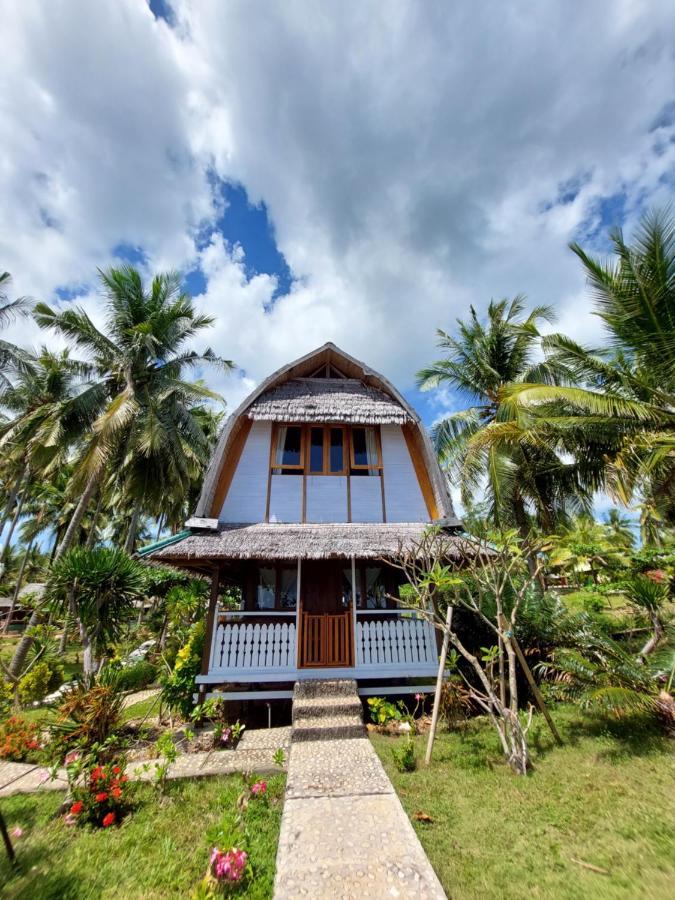 Sunari Beach Resort Selayar Matalalang Pokoj fotografie