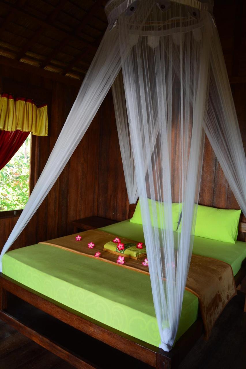 Sunari Beach Resort Selayar Matalalang Exteriér fotografie