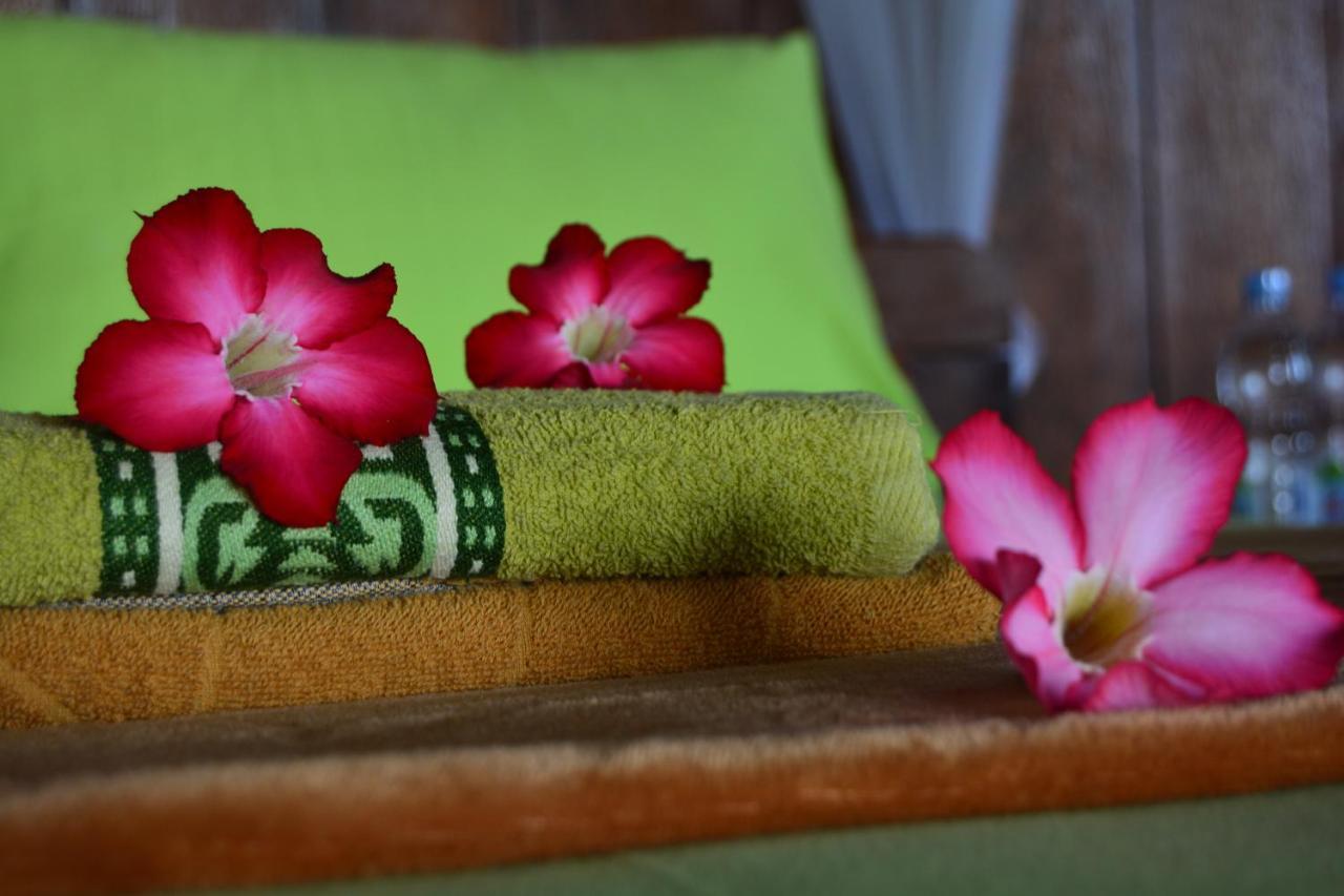 Sunari Beach Resort Selayar Matalalang Exteriér fotografie