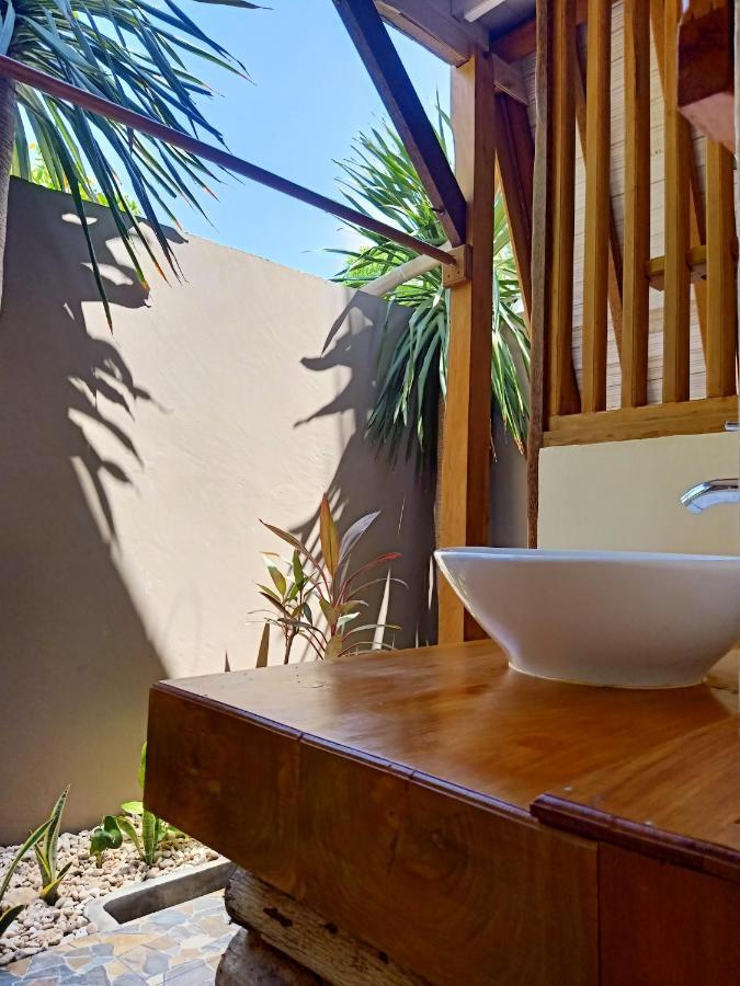 Sunari Beach Resort Selayar Matalalang Exteriér fotografie